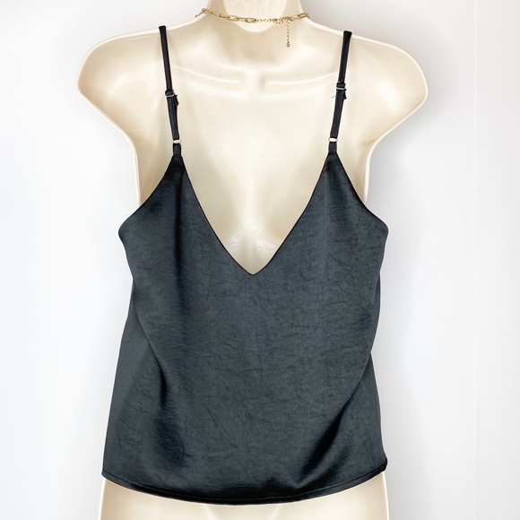 Wild Honey v-neck tanks top black - Picture 3 of 6